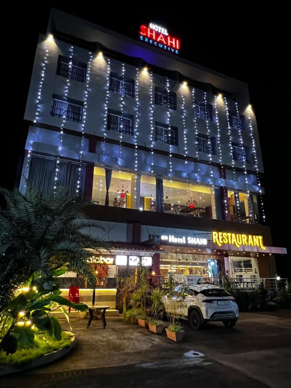 Hotel Shahi Executive Malkapur  Екстериор снимка